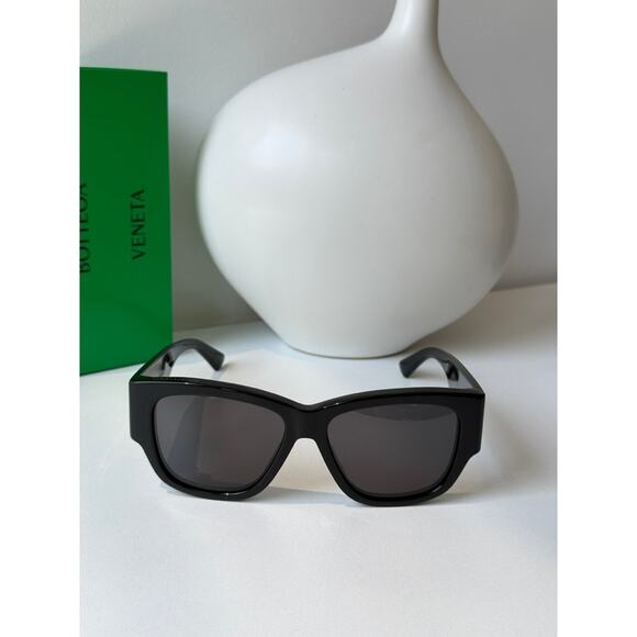 NEW Bottega Veneta BV1026S Unisex Black Square Sunglasses main image 10
